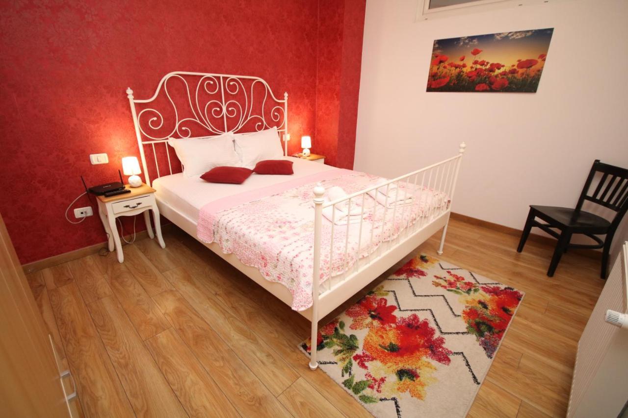 Flowers Apartments Timişoara Buitenkant foto